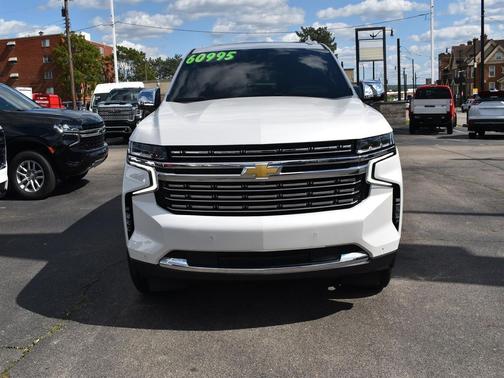 Iridescent Pearl Tricoat 2023 Chevrolet Tahoe Premier