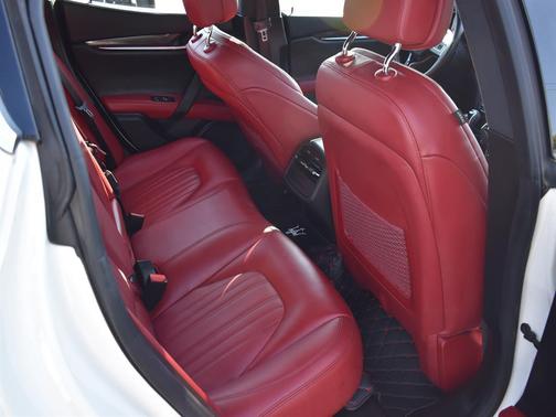2017 Maserati Ghibli S Q4