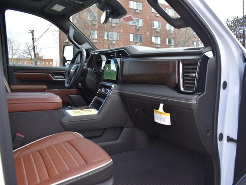 2026 GMC Sierra 2500 Denali Ultimate