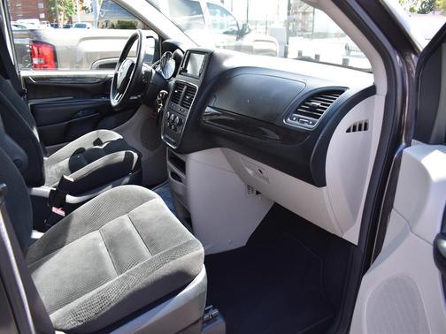 2020 Dodge Grand Caravan SE