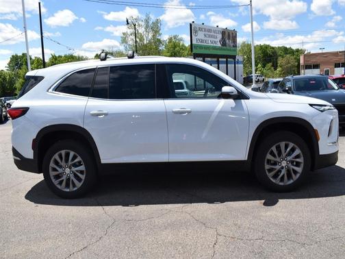 iridescent white tricoat 2026 Buick Enclave Preferred