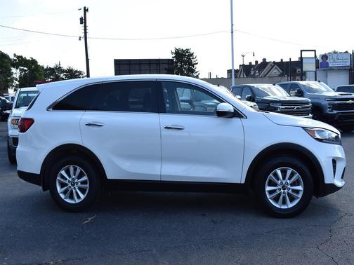 2019 Kia Sorento LX