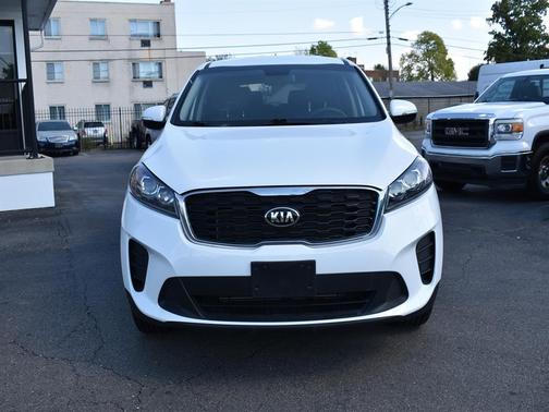 2019 Kia Sorento LX