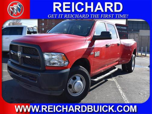2018 RAM 3500 Tradesman Crew Cab 4x2 8' Box