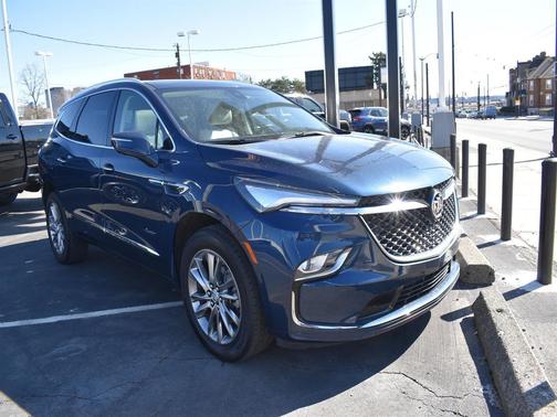 2023 Buick Enclave Avenir AWD