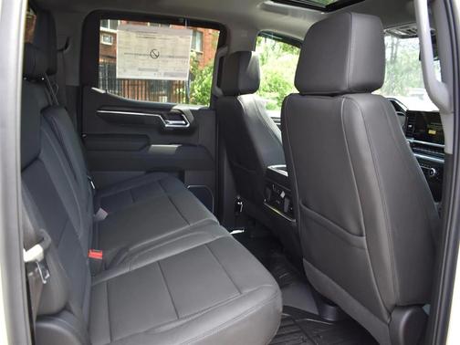 Summit White 2026 GMC Sierra 1500 SLT