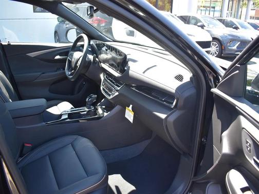 Ebony Twilight Metallic 2026 Buick Envista Avenir FWD