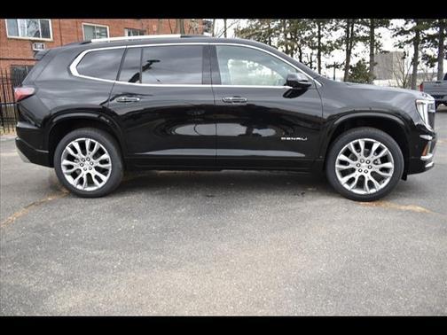 2025 GMC Acadia Denali