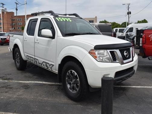 Glacier White 2016 Nissan Frontier PRO-4X