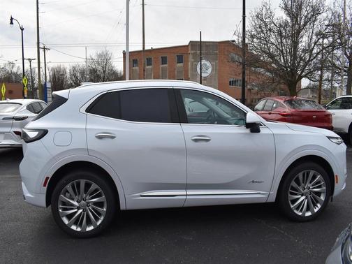 Iridescent White Tricoat 2026 Buick Envision Avenir AWD