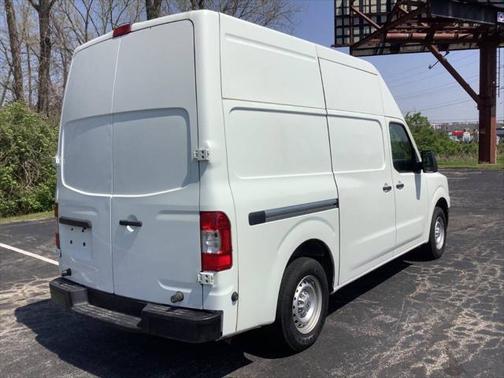 2017 Nissan NV Cargo NV2500 HD S V6