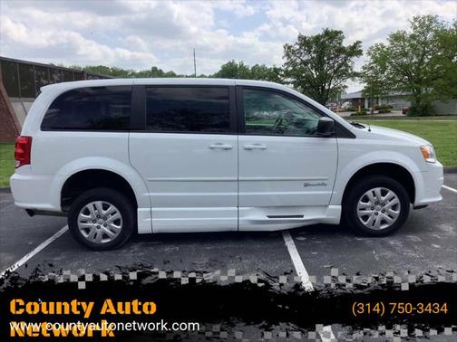 2016 Dodge Grand Caravan AVP/SE