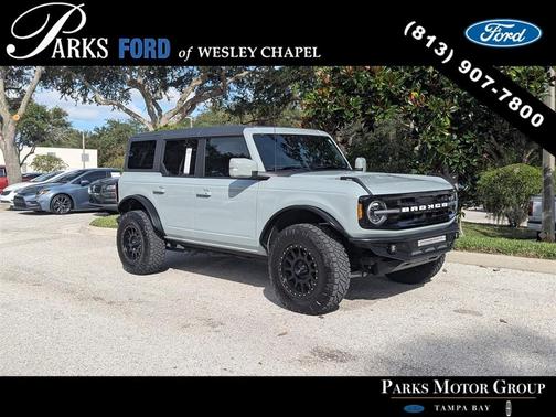 2022 Ford Bronco Outer Banks