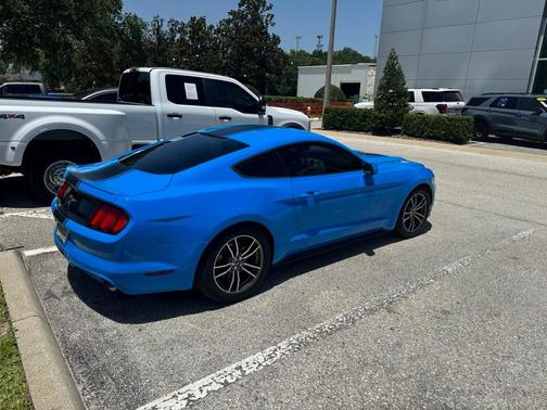 2017 Ford Mustang EcoBoost