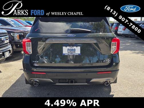 Green Metallic 2022 Ford Explorer XLT