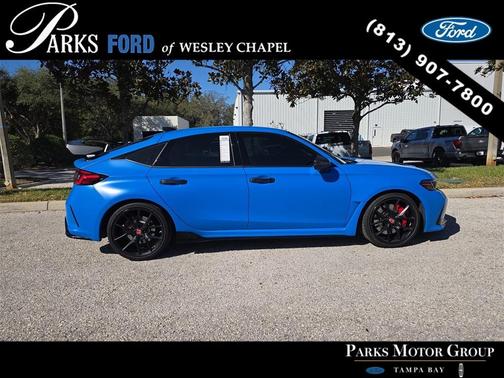 2023 Honda Civic Type R Base