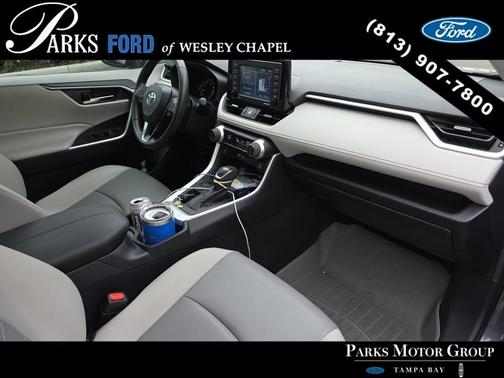 2020 Toyota RAV4 XLE Premium