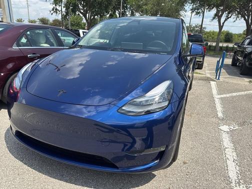 2023 Tesla Model Y Long Range