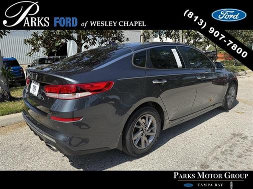 2020 Kia Optima LX
