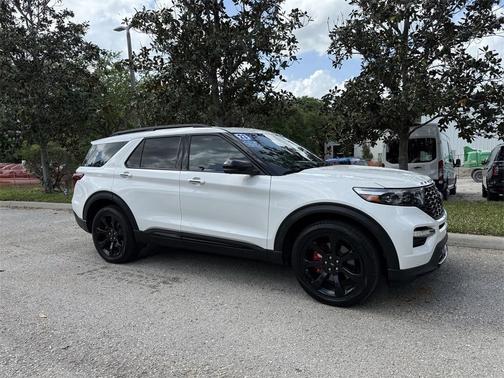 2023 Ford Explorer ST