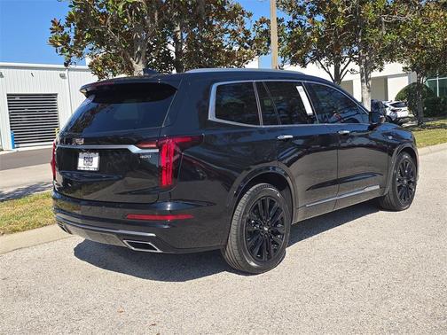 2023 Cadillac XT6 Premium Luxury FWD