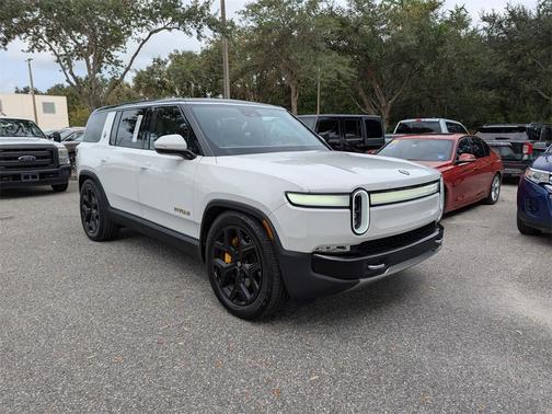 2023 Rivian R1S Adventure Quad Motor Large Pack