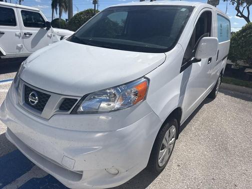 2021 Nissan NV200 SV