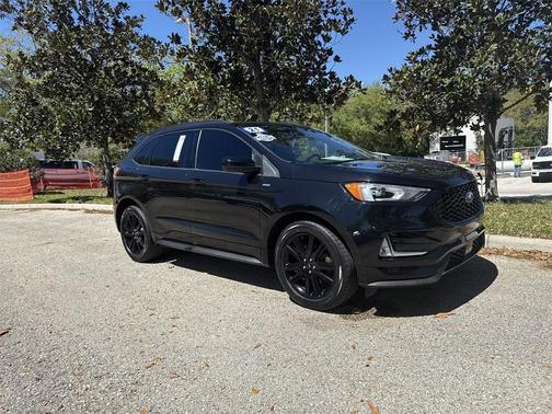2021 Ford Edge ST Line