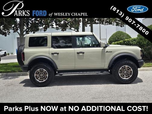 Desert Sand 2026 Ford Bronco Outer Banks