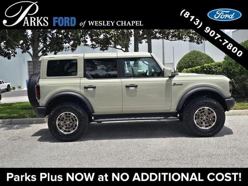 Desert Sand 2026 Ford Bronco Outer Banks