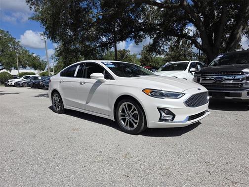 2020 Ford Fusion Hybrid Titanium