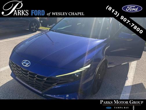 2023 Hyundai ELANTRA SEL