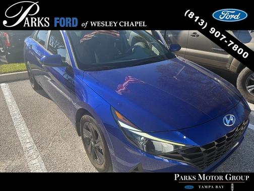 2023 Hyundai ELANTRA SEL