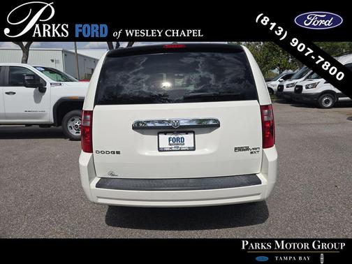 Stone White Clearcoat 2010 Dodge Grand Caravan SXT
