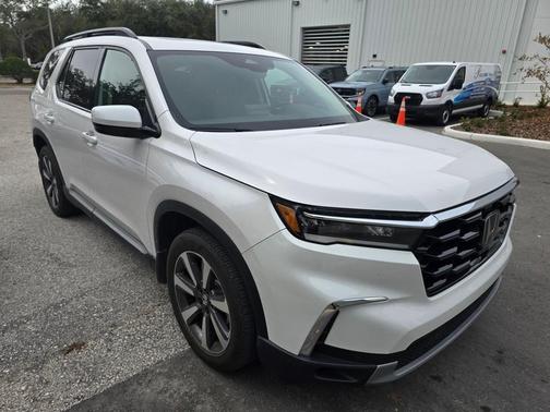 2024 Honda Pilot Touring