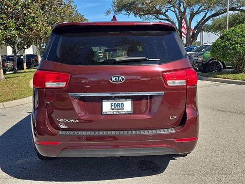 2017 Kia Sedona LX