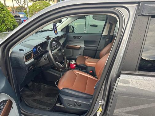 2023 Ford Maverick Lariat