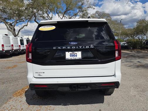 2025 Ford Expedition Active