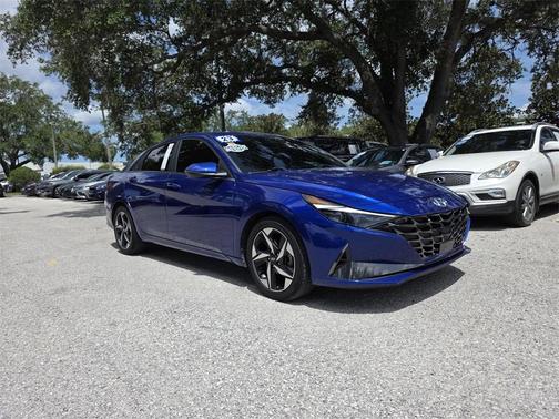 2023 Hyundai ELANTRA Limited