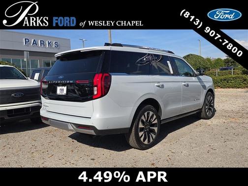 2025 Ford Expedition Platinum