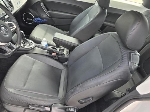 2013 Volkswagen Beetle 2.5L