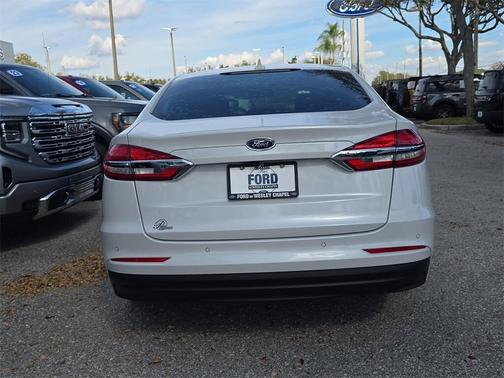 2020 Ford Fusion Hybrid SE