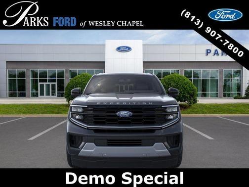 Dark Matter Gray Metallic 2026 Ford Expedition Platinum