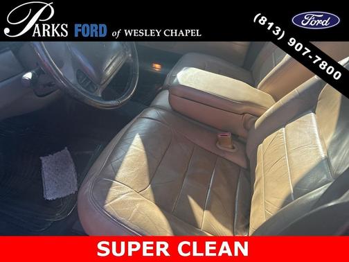 1998 Lincoln Town Car Signature