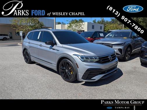2022 Volkswagen Tiguan 2.0T SE R-Line Black