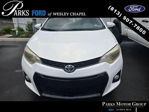 Super White 2016 Toyota Corolla S Plus