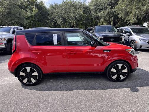 2019 Kia Soul +
