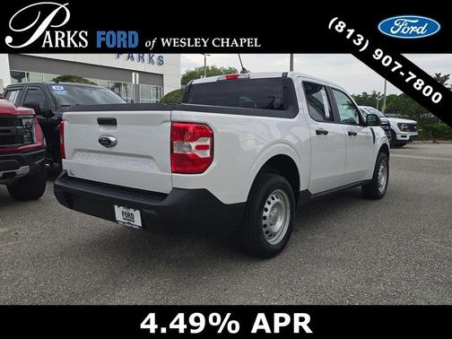 Oxford White 2023 Ford Maverick XL