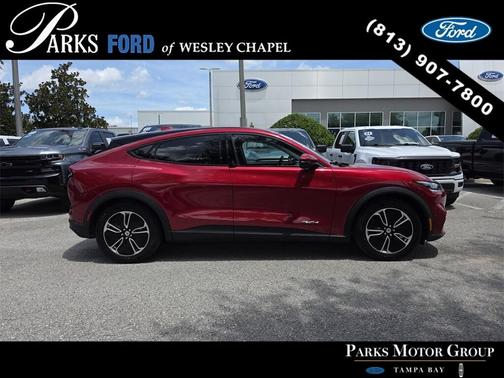 2022 Ford Mustang Mach-E Select
