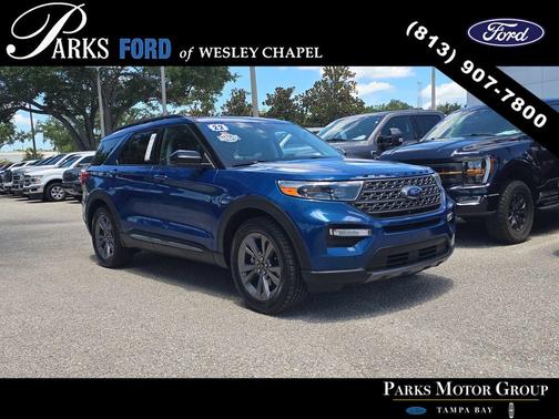 Atlas Blue Metallic 2022 Ford Explorer XLT